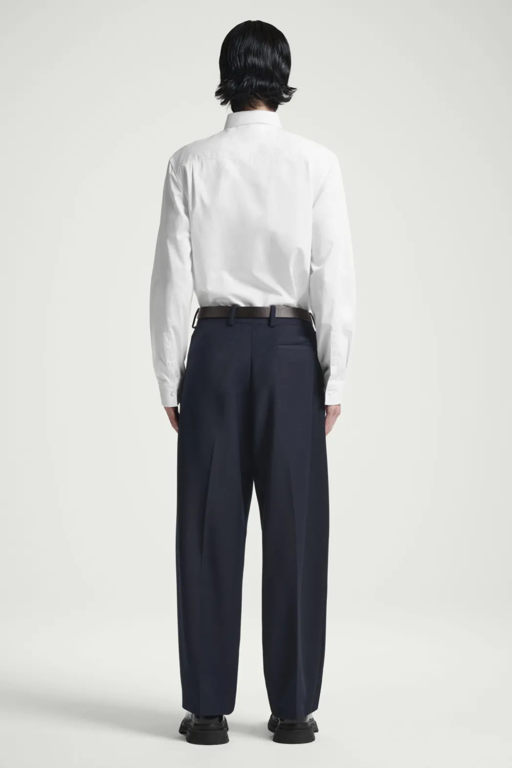 Discount COS REGULAR TAILORED COTTON SHIRT WHITE