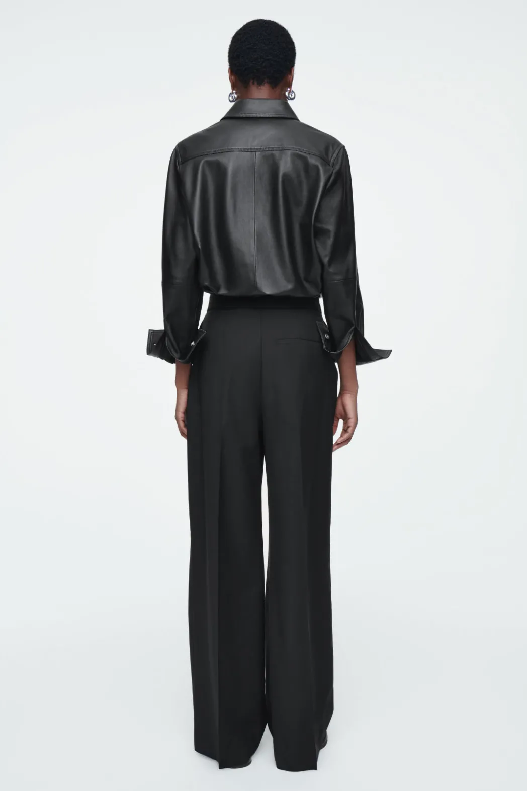 Outlet COS RELAXED BELTED WRAP-FRONT WOOL PANTS BLACK