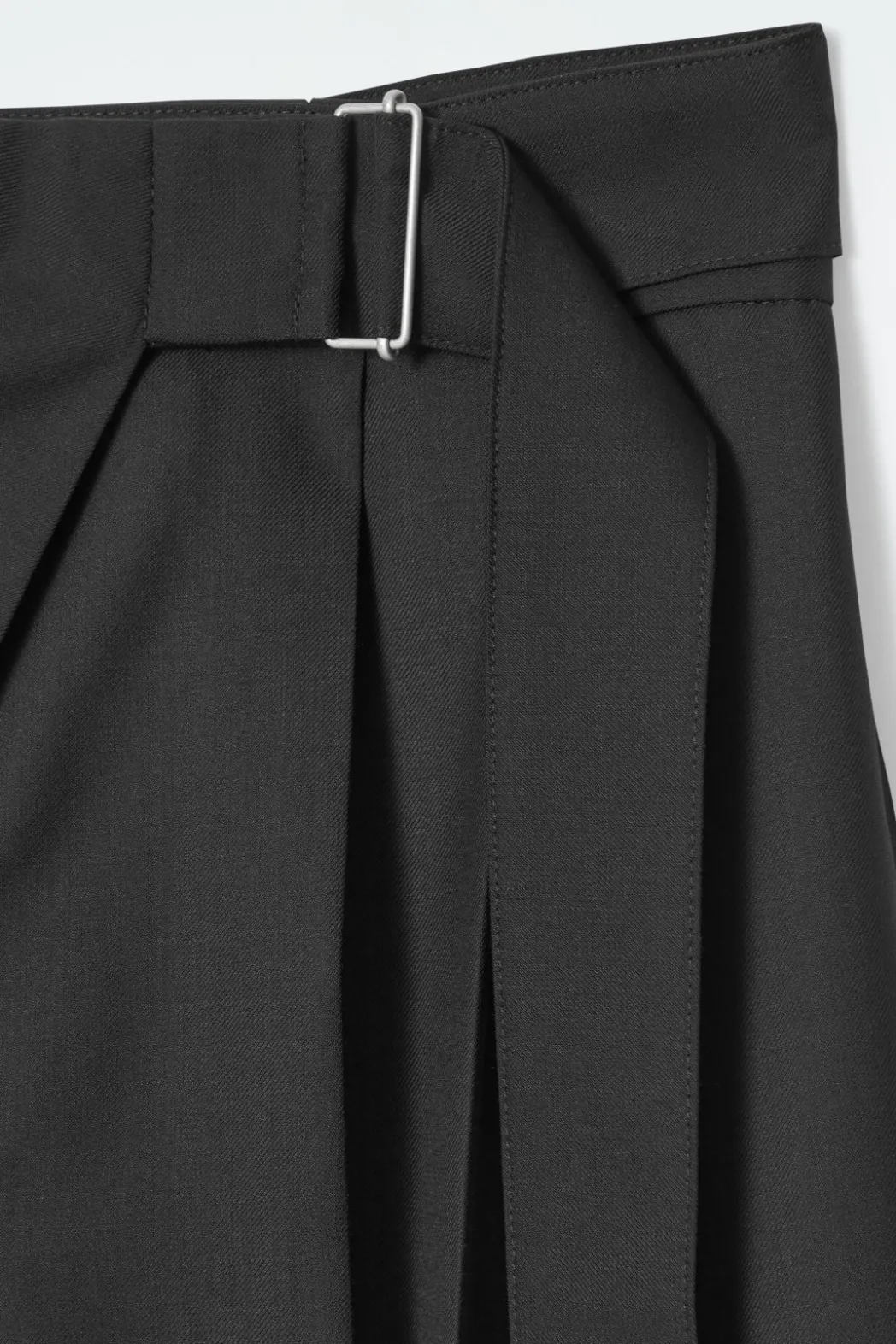 Outlet COS RELAXED BELTED WRAP-FRONT WOOL PANTS BLACK