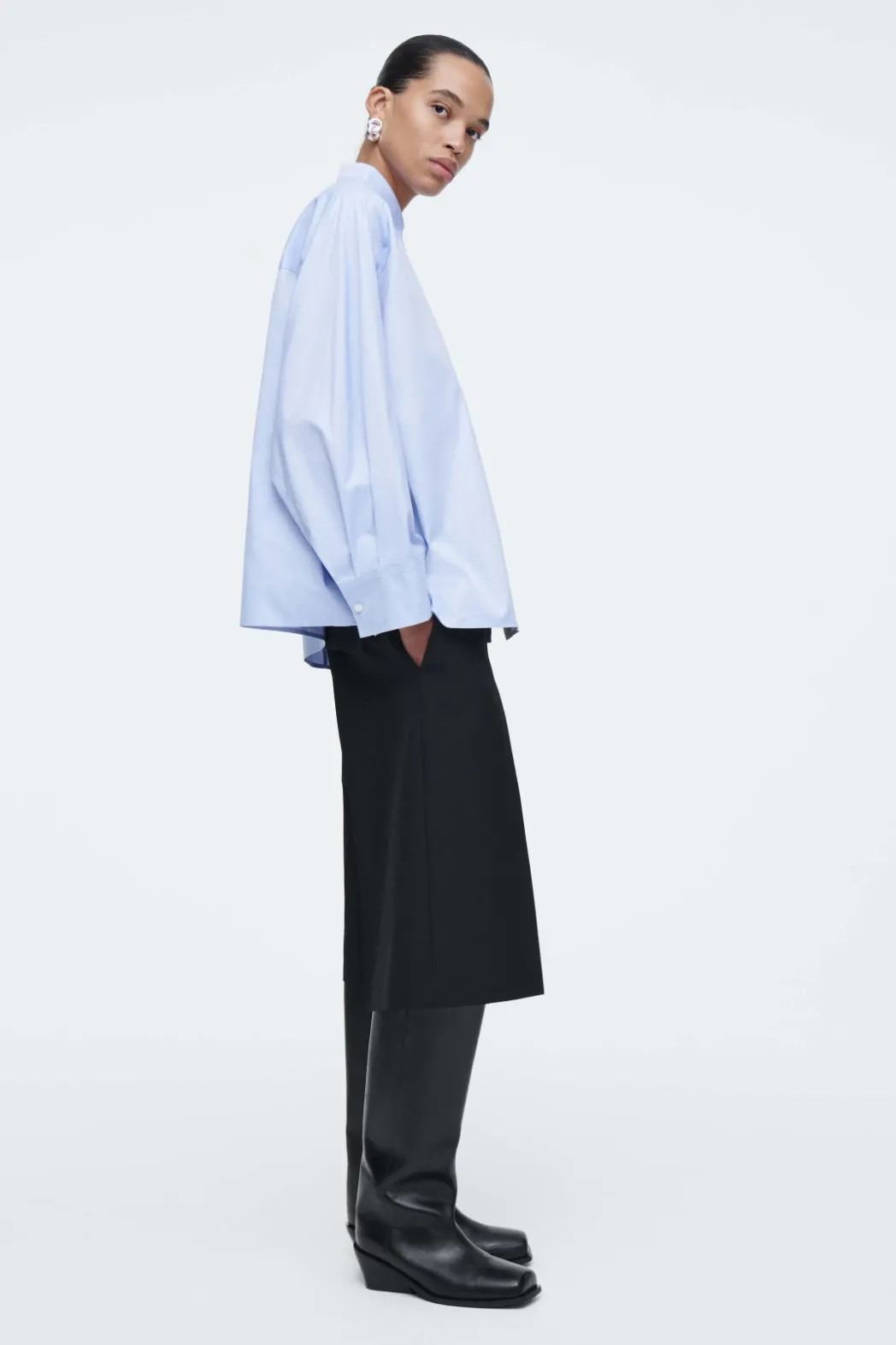 COS RELAXED DOUBLE-CUFF SHIRT LIGHT BLUE