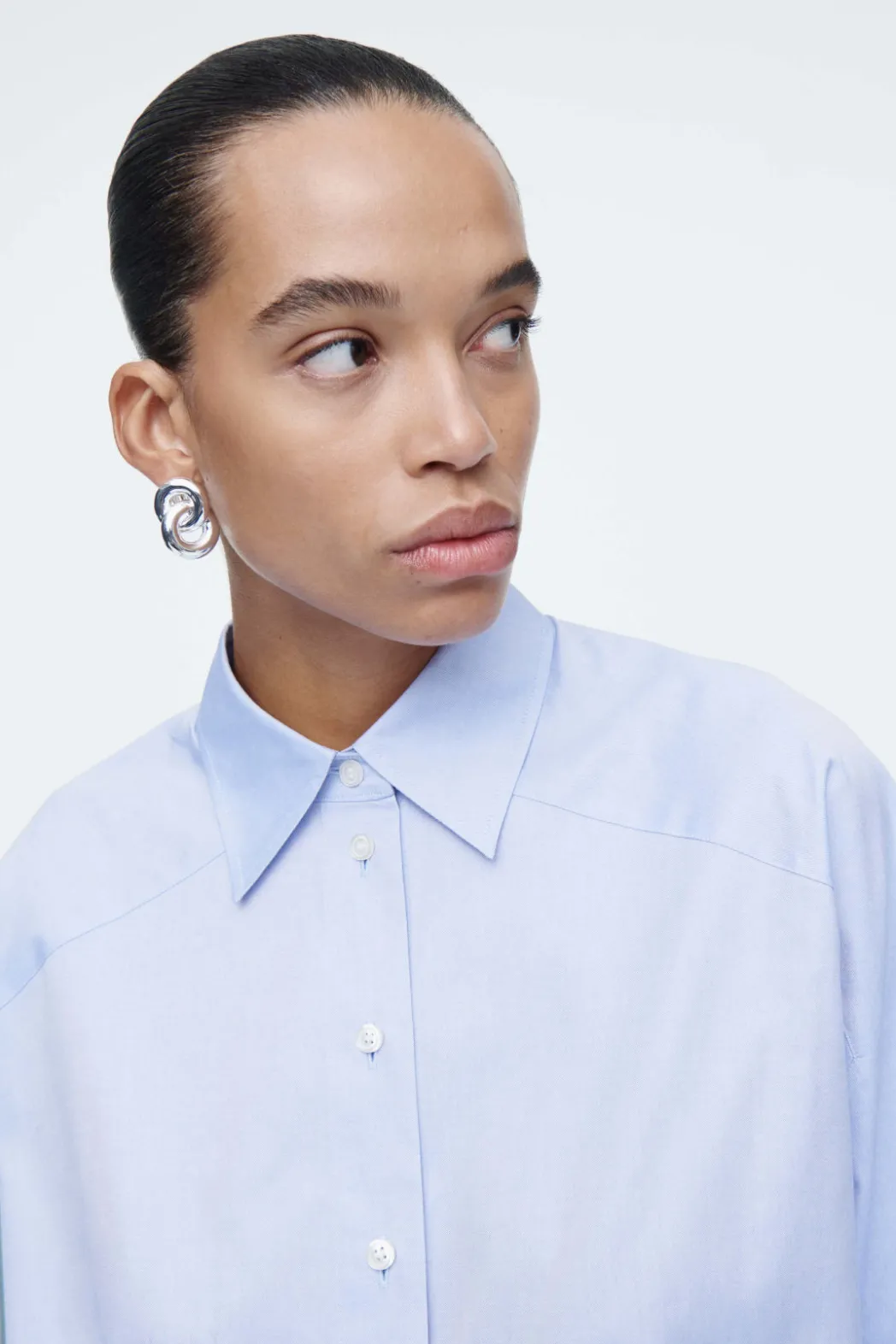 COS RELAXED DOUBLE-CUFF SHIRT LIGHT BLUE