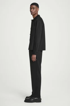 COS RELAXED ELASTICATED PINSTRIPED TROUSERS BLACK / PINSTRIPED