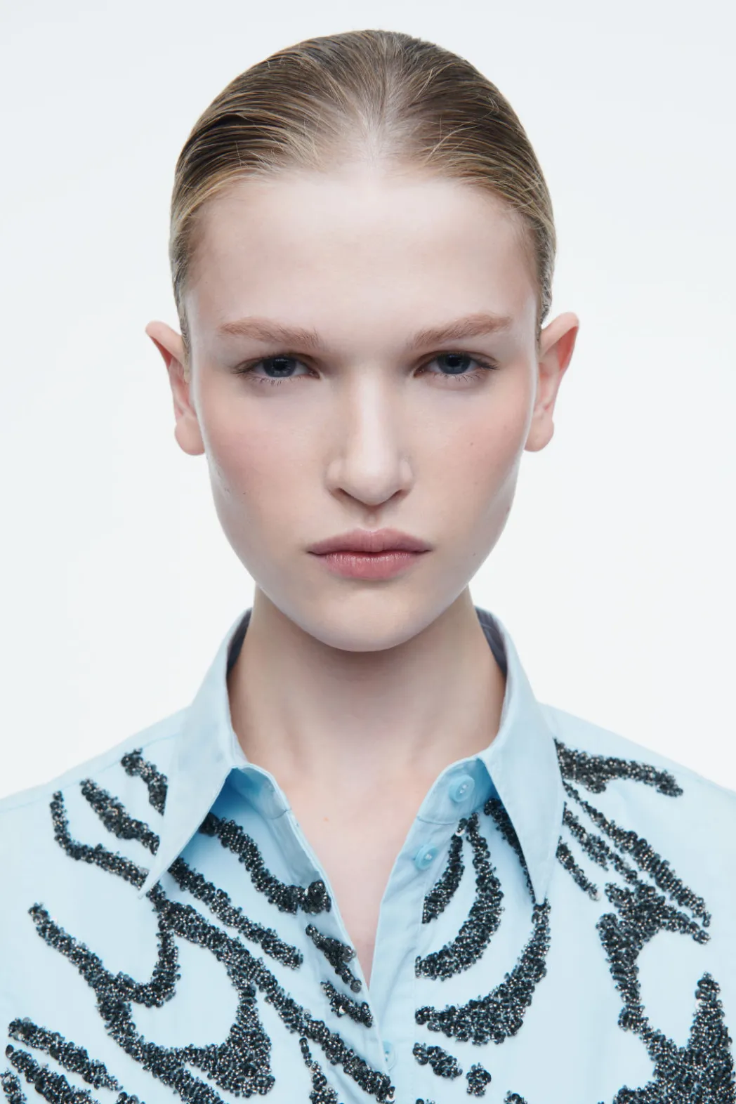 Discount COS RELAXED EMBELLISHED SHIRT BLUE