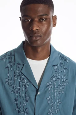 Online COS RELAXED FLORAL EMBROIDERED SHORT-SLEEVED SHIRT BLUE