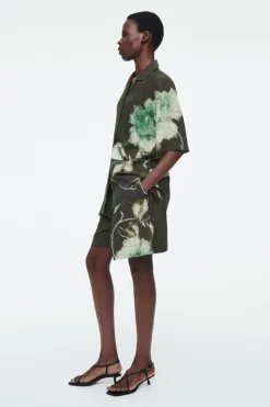 Best COS RELAXED FLORAL RESORT SHIRT CHARCOAL / FLORAL