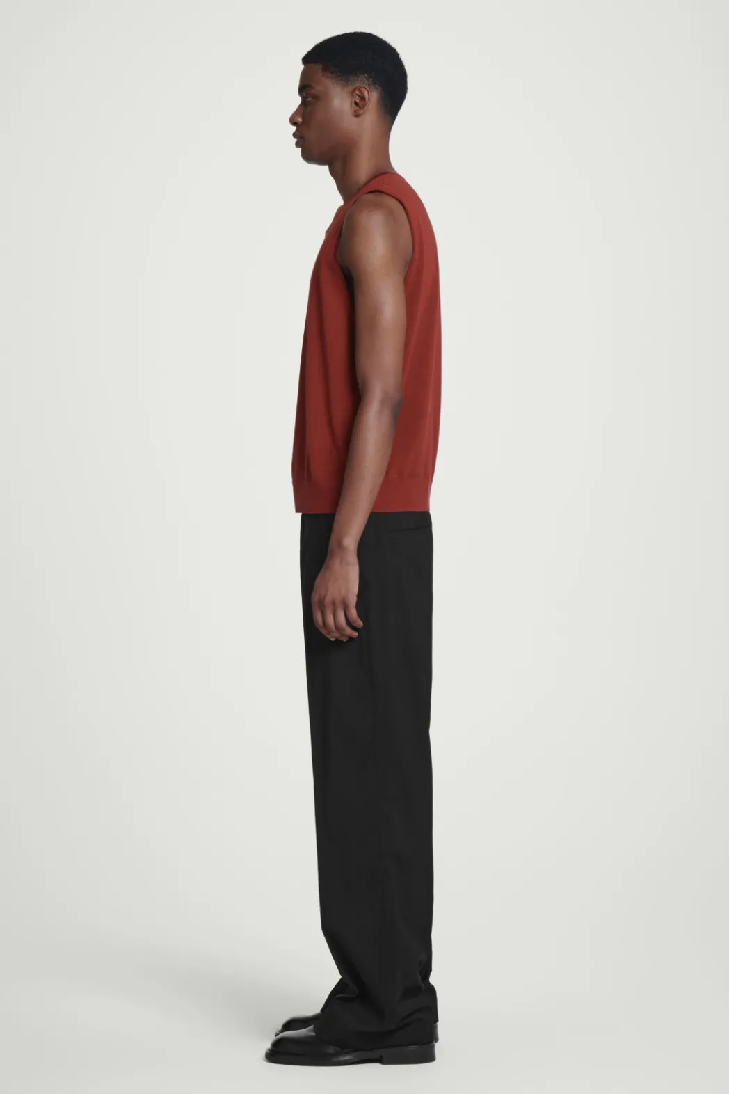 COS RELAXED KNITTED SILK VEST RED