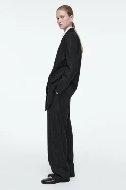 Outlet COS RELAXED PINSTRIPED BARREL-LEG PANTS BLACK / PINSTRIPED