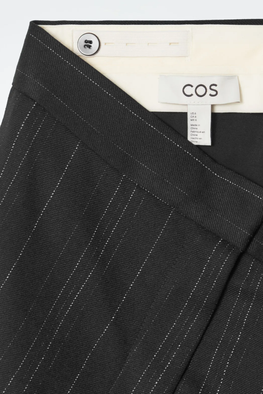 Outlet COS RELAXED PINSTRIPED BARREL-LEG PANTS BLACK / PINSTRIPED