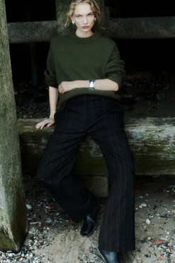 Outlet COS RELAXED PINSTRIPED BARREL-LEG PANTS BLACK / PINSTRIPED