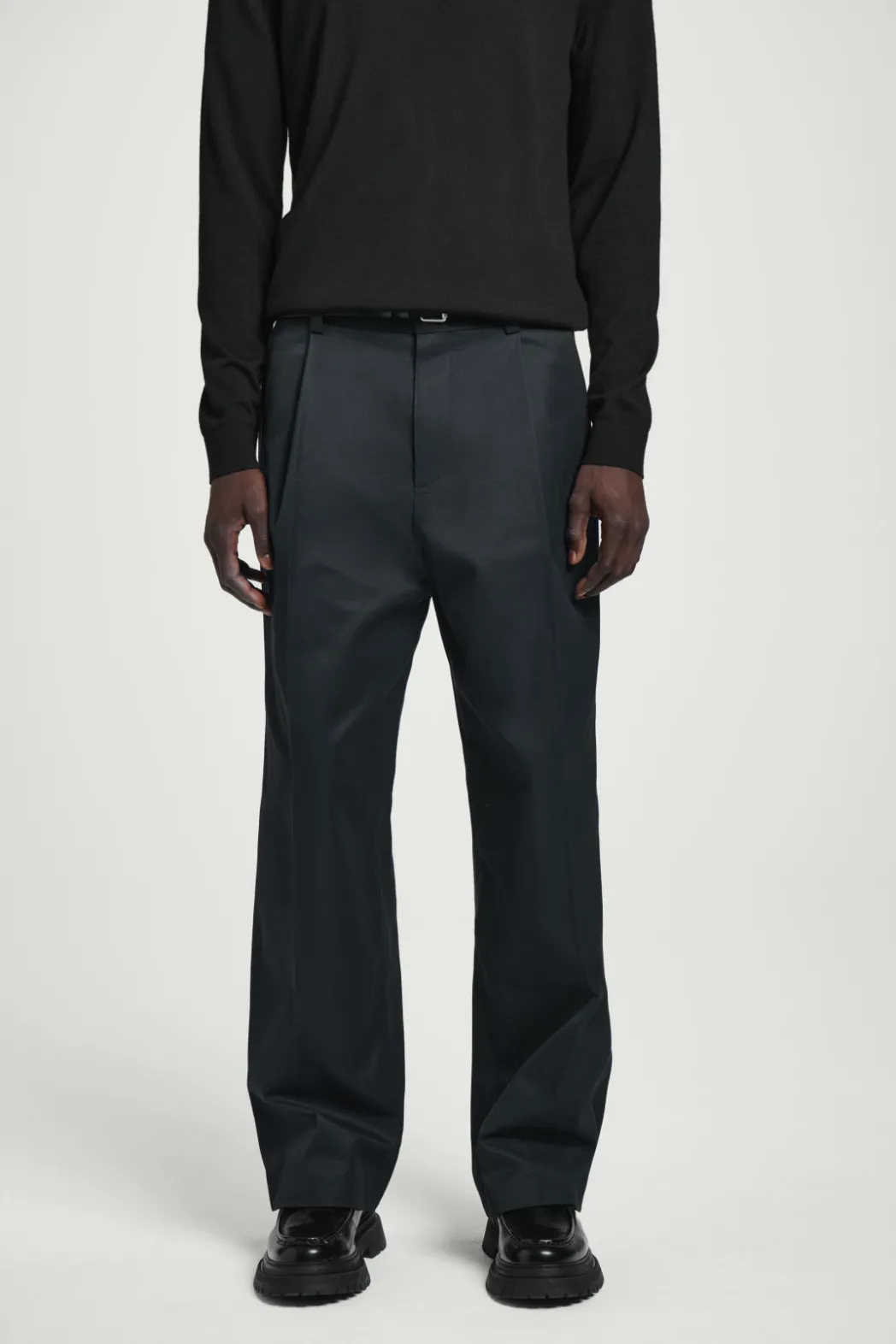 Hot COS RELAXED PLEATED COTTON WIDE-LEG PANTS NAVY