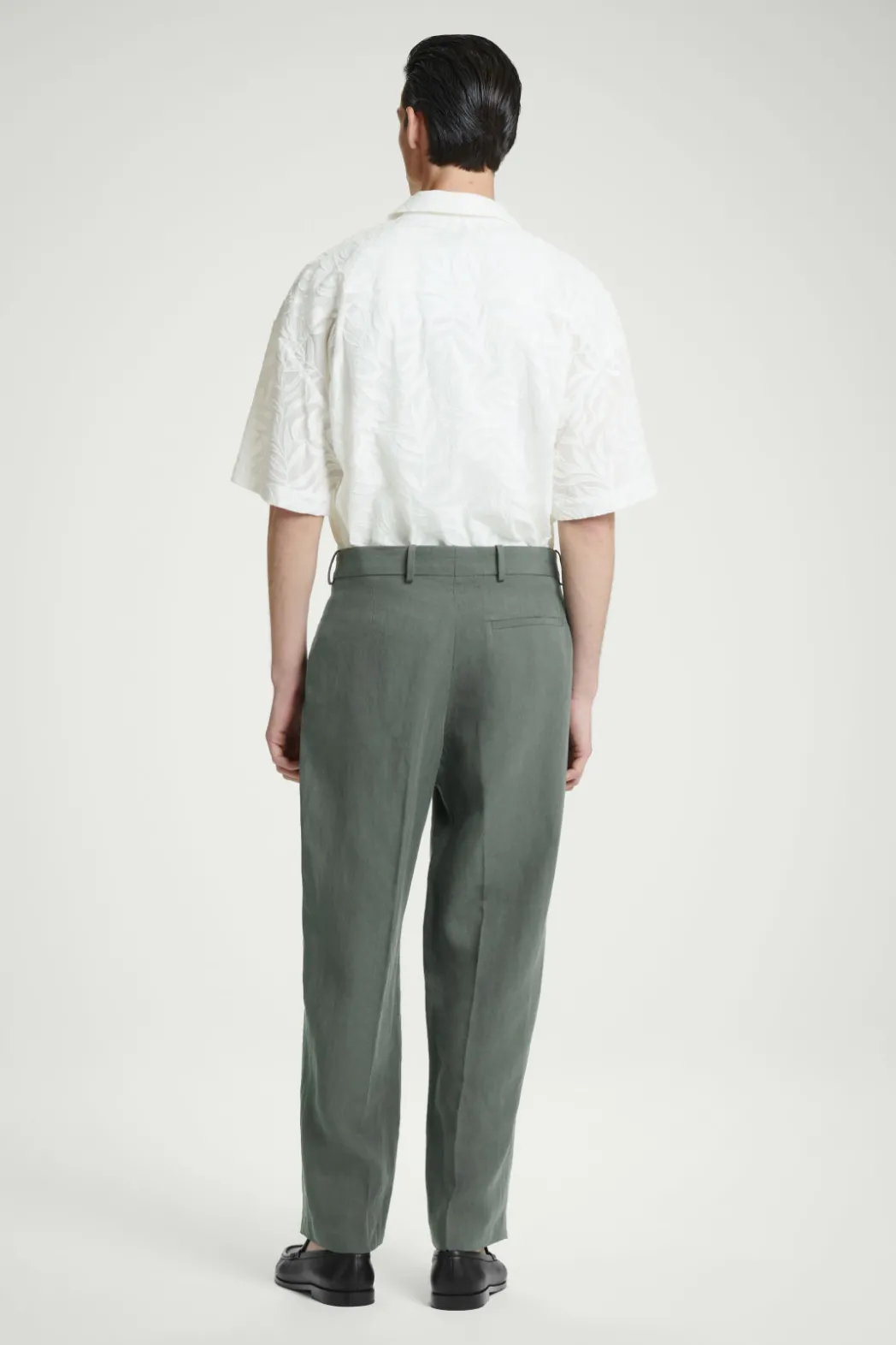 Clearance COS RELAXED PLEATED LINEN STRAIGHT-LEG PANTS GREEN