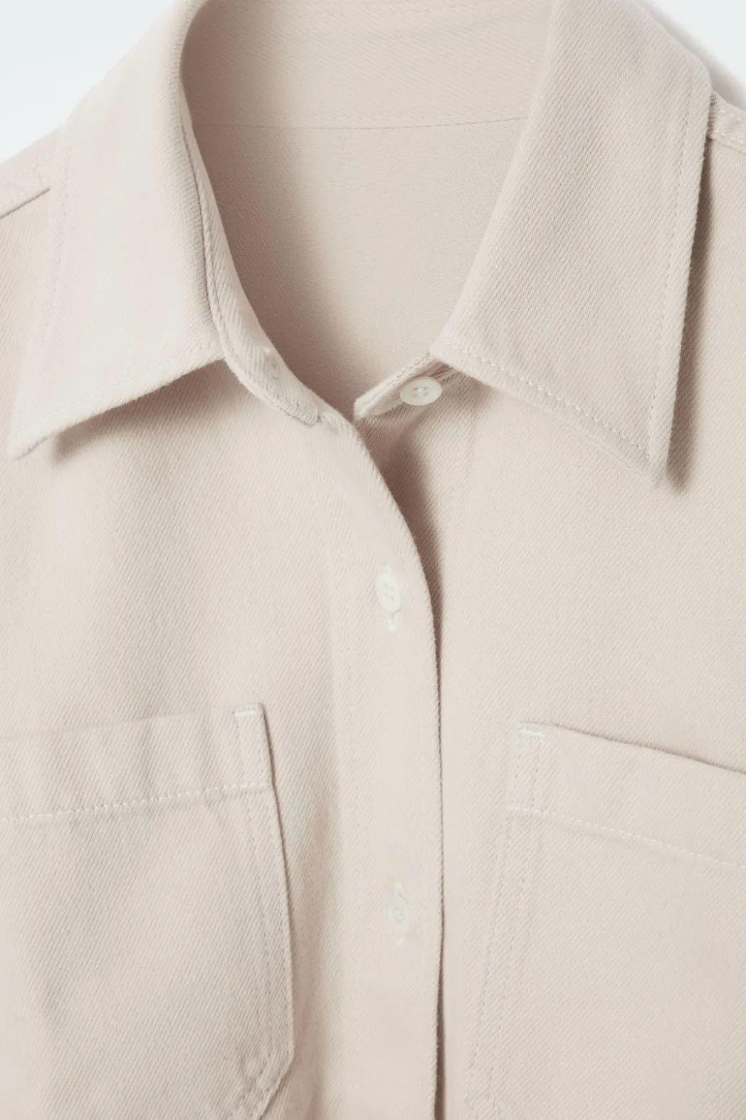 COS RELAXED SHORT-SLEEVED DENIM SHIRT BEIGE