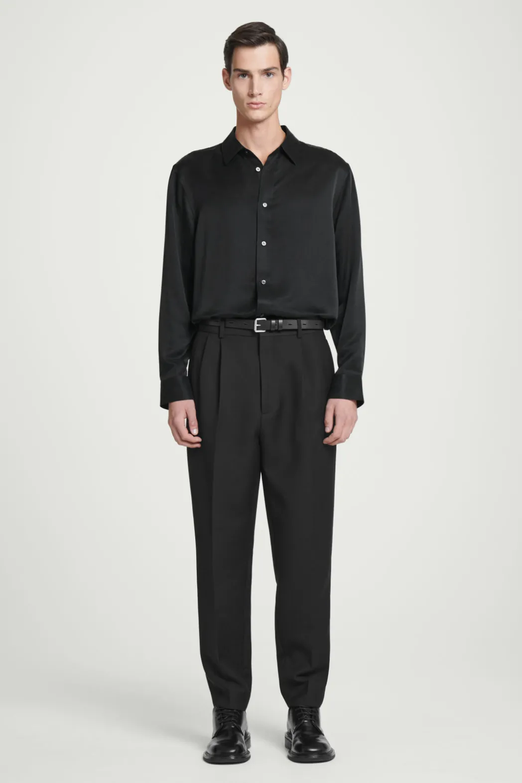 Discount COS RELAXED SILK SHIRT BLACK