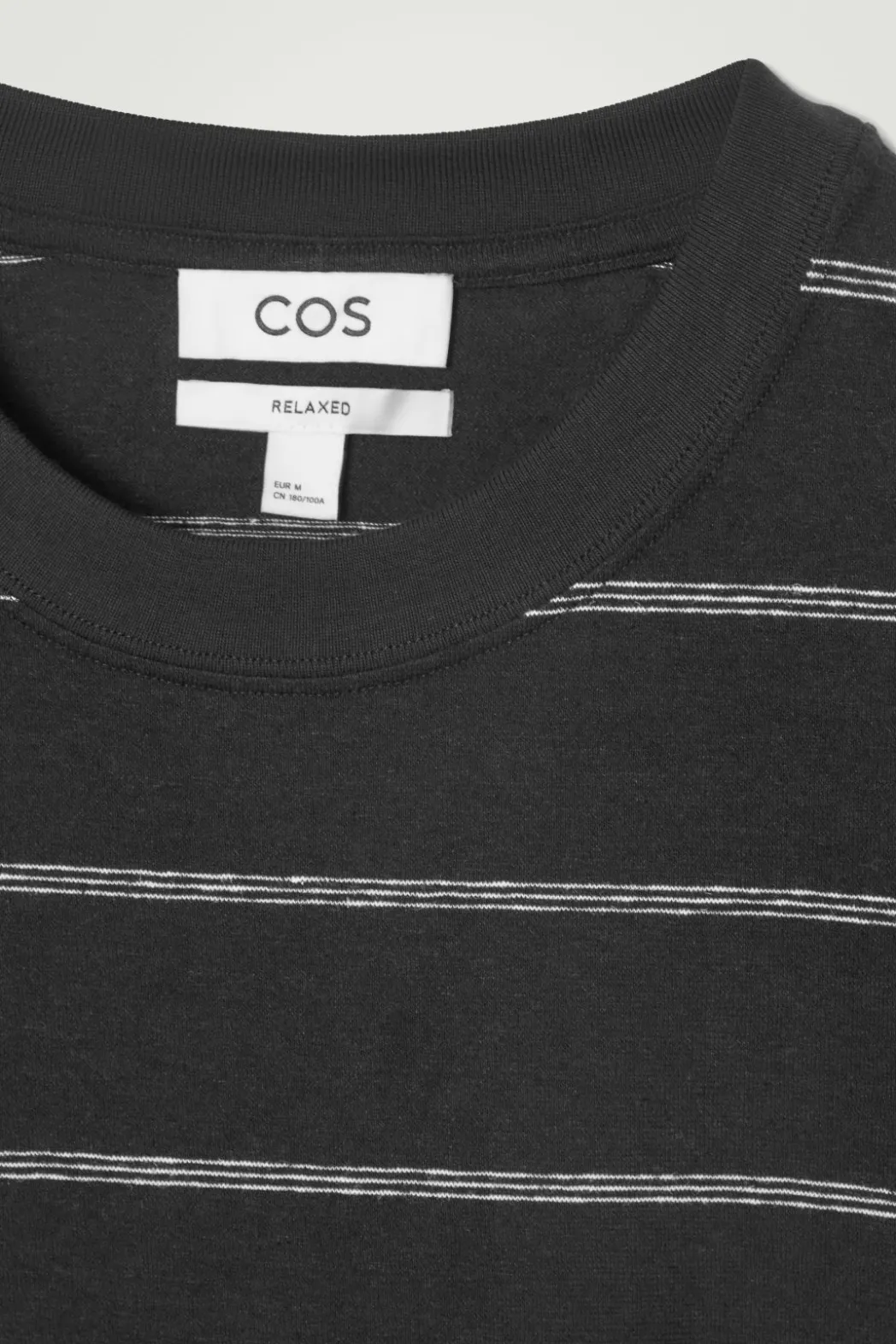 Discount COS RELAXED STRIPED HEMP-JERSEY T-SHIRT BLACK / STRIPED
