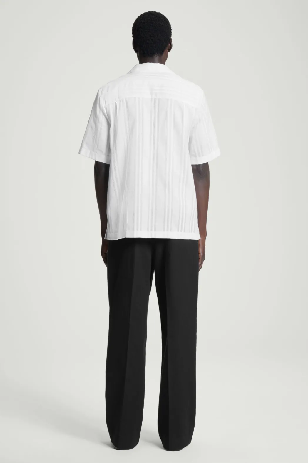 Hot COS RELAXED STRIPE-JACQUARD COTTON SHORT-SLEEVED SHIRT WHITE