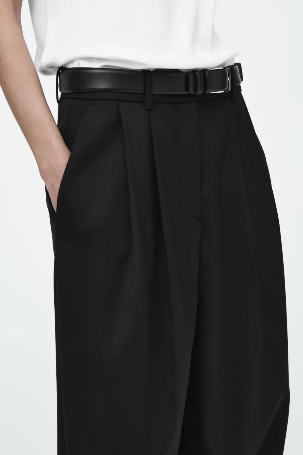 Sale COS RELAXED TAILORED WOOL WIDE-LEG PANTS BLACK