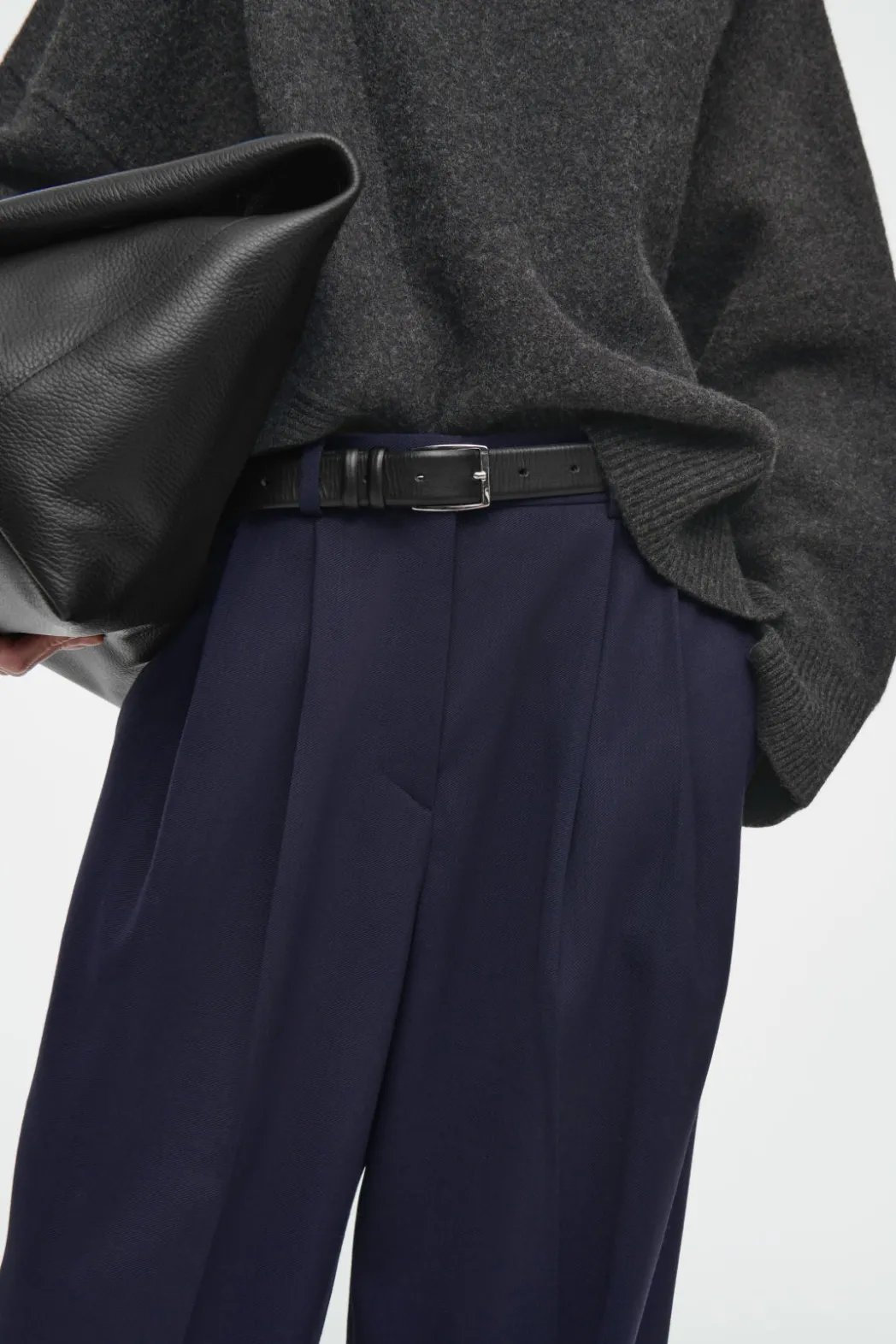 Online COS RELAXED TAILORED WOOL WIDE-LEG PANTS NAVY