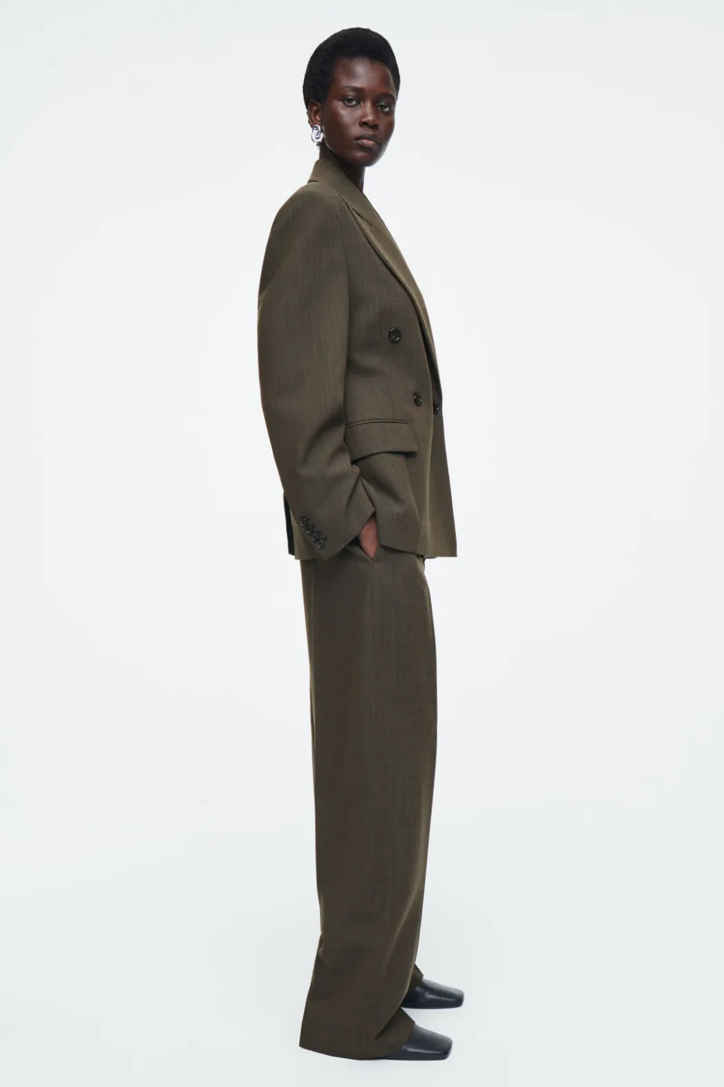 Online COS RELAXED WOOL BARREL-LEG PANTS DARK KHAKI