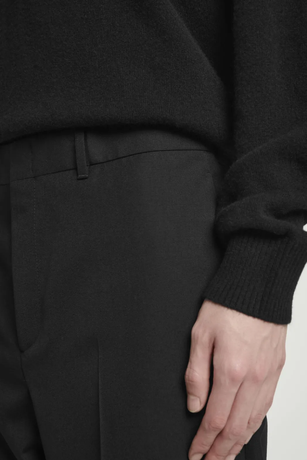 Outlet COS RELAXED WOOL-HOPSACK STRAIGHT-LEG PANTS BLACK