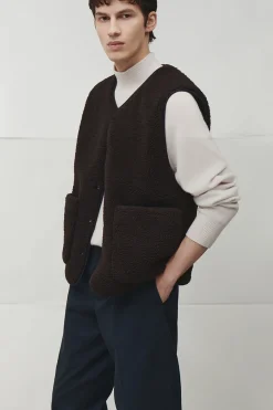 Sale COS REVERSIBLE FAUX SHEARLING GILET BLACK / BROWN