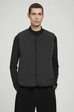 Sale COS REVERSIBLE FAUX SHEARLING GILET BLACK / BROWN