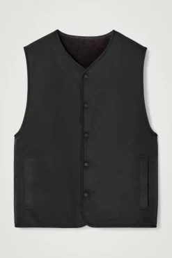 Sale COS REVERSIBLE FAUX SHEARLING GILET BLACK / BROWN