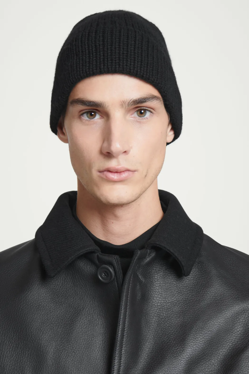 Online COS RIBBED CASHMERE-BLEND BEANIE BLACK