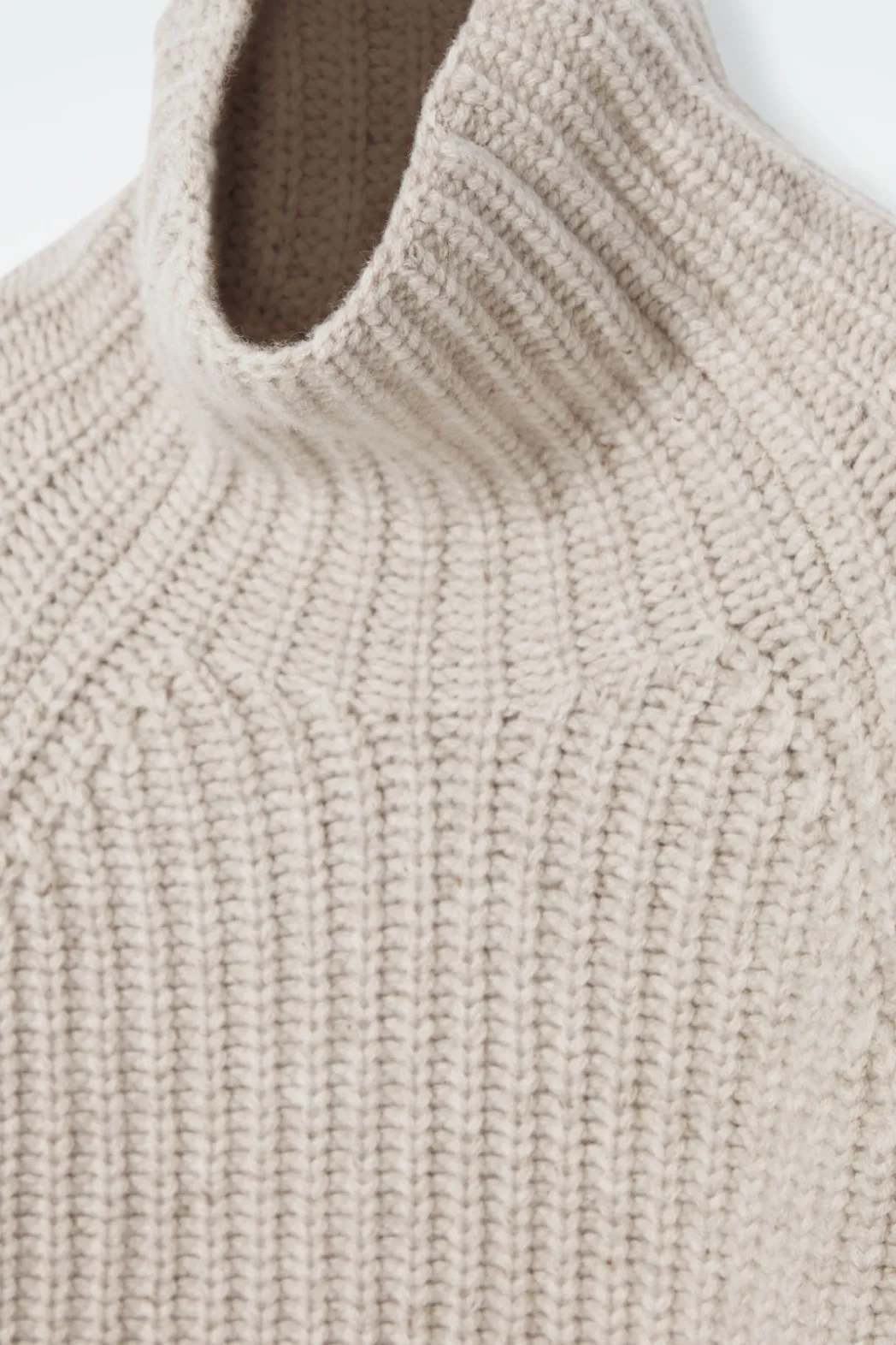 Hot COS RIBBED CASHMERE-BLEND FUNNEL-NECK SWEATER BEIGE MÉLANGE