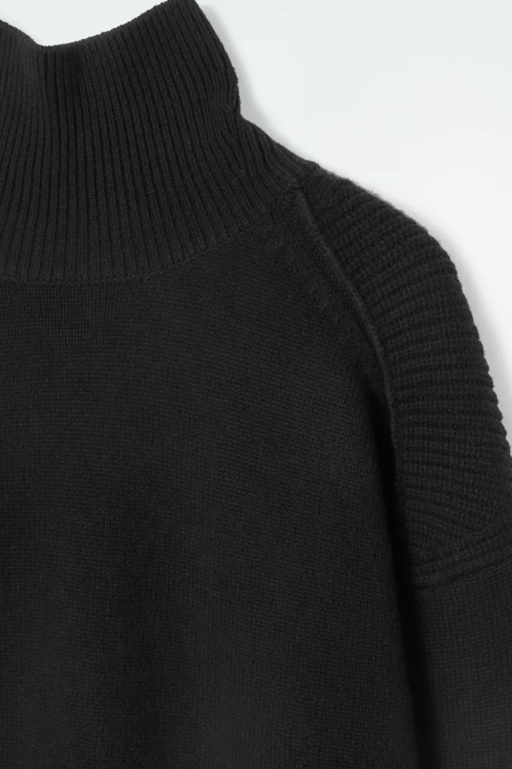Best COS RIBBED MERINO WOOL TURTLENECK SWEATER BLACK