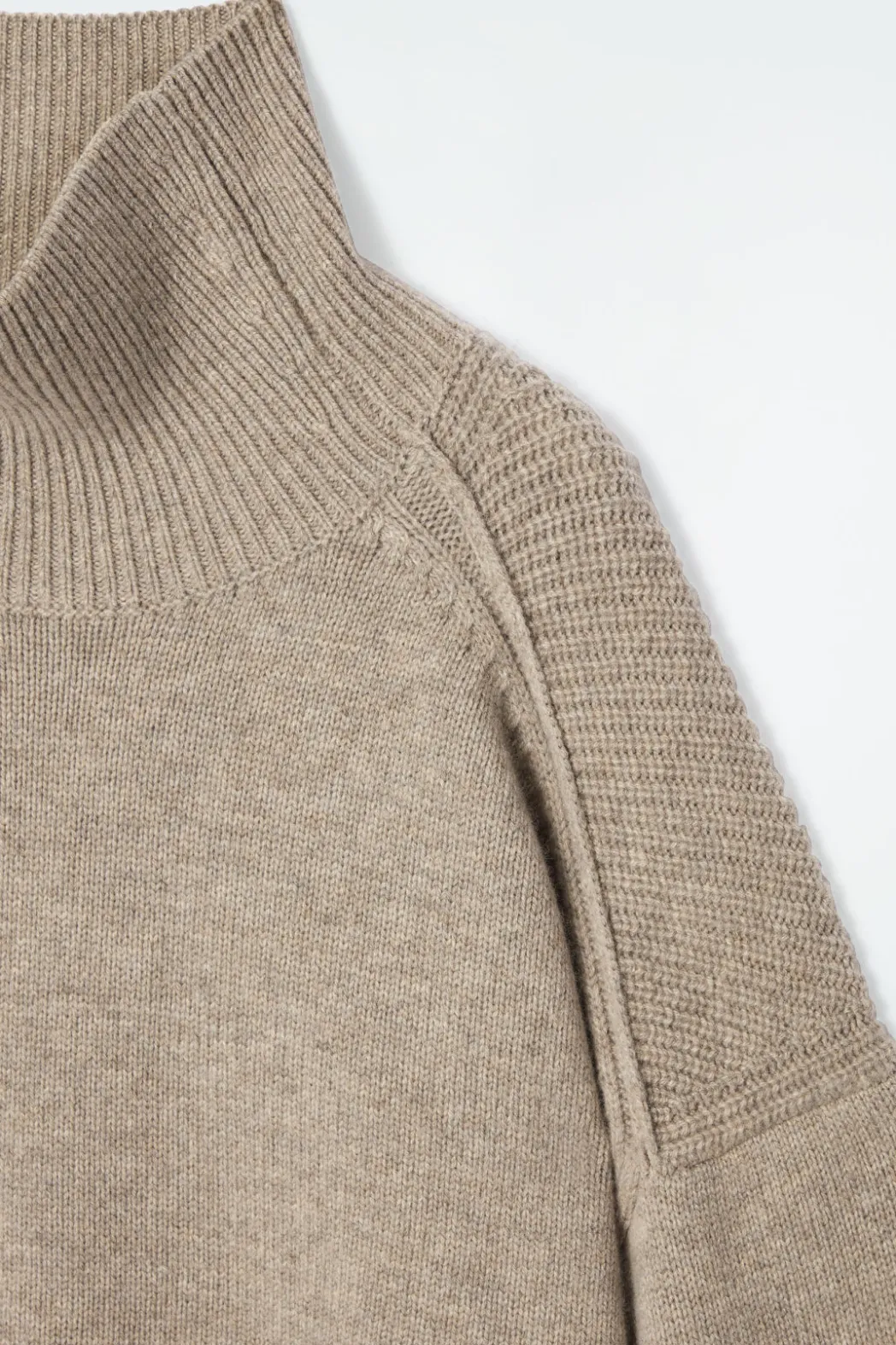 Online COS RIBBED MERINO WOOL TURTLENECK SWEATER BEIGE