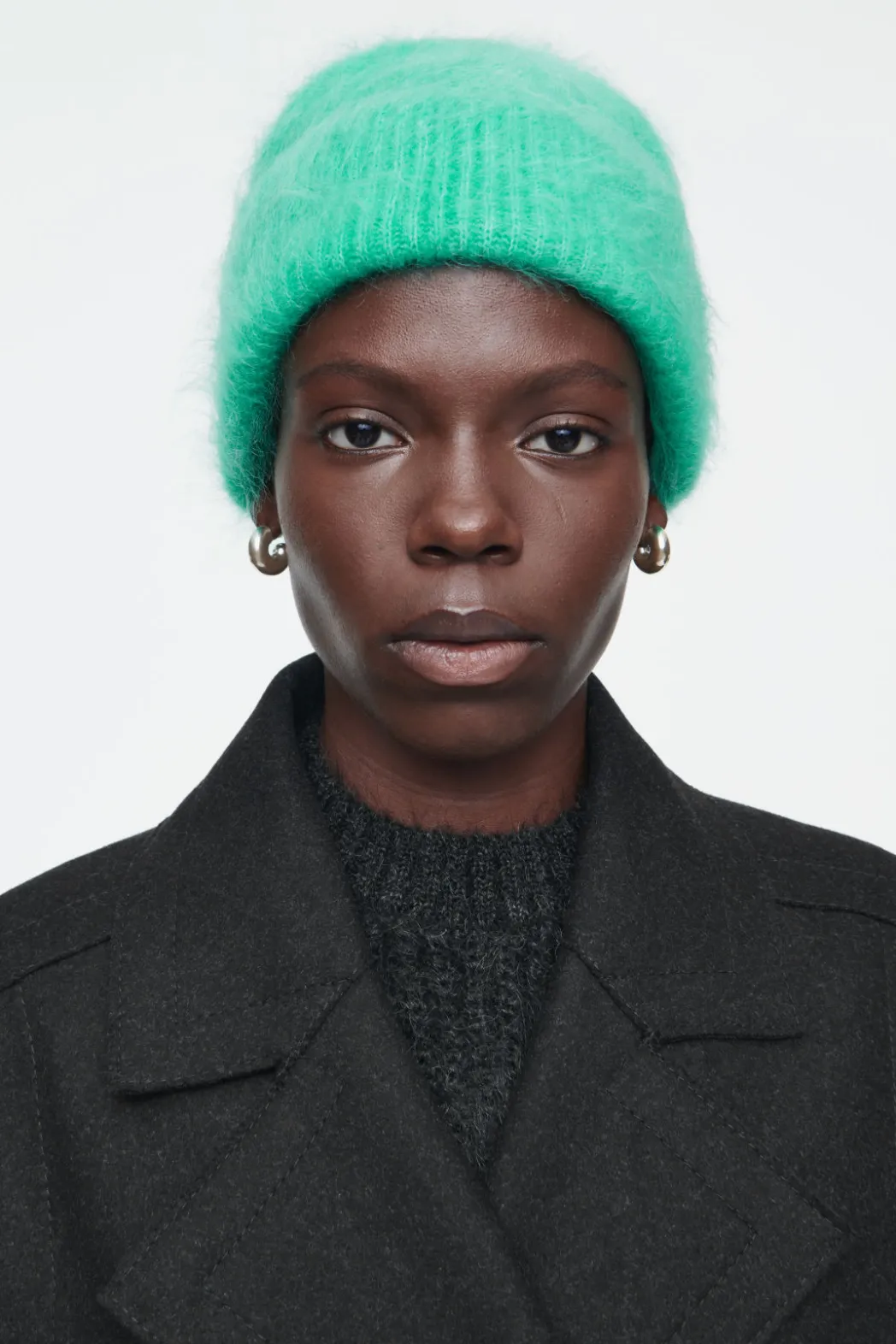 Discount COS RIBBED MOHAIR BEANIE BRIGHT GREEN