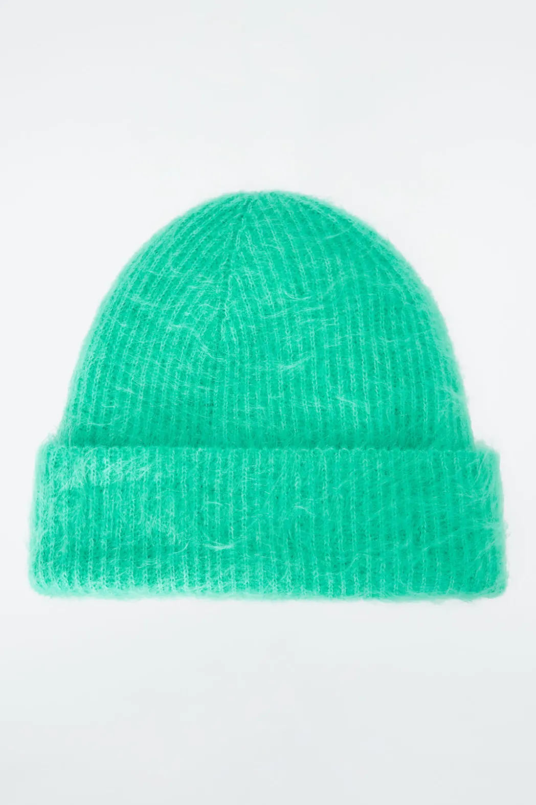 Discount COS RIBBED MOHAIR BEANIE BRIGHT GREEN