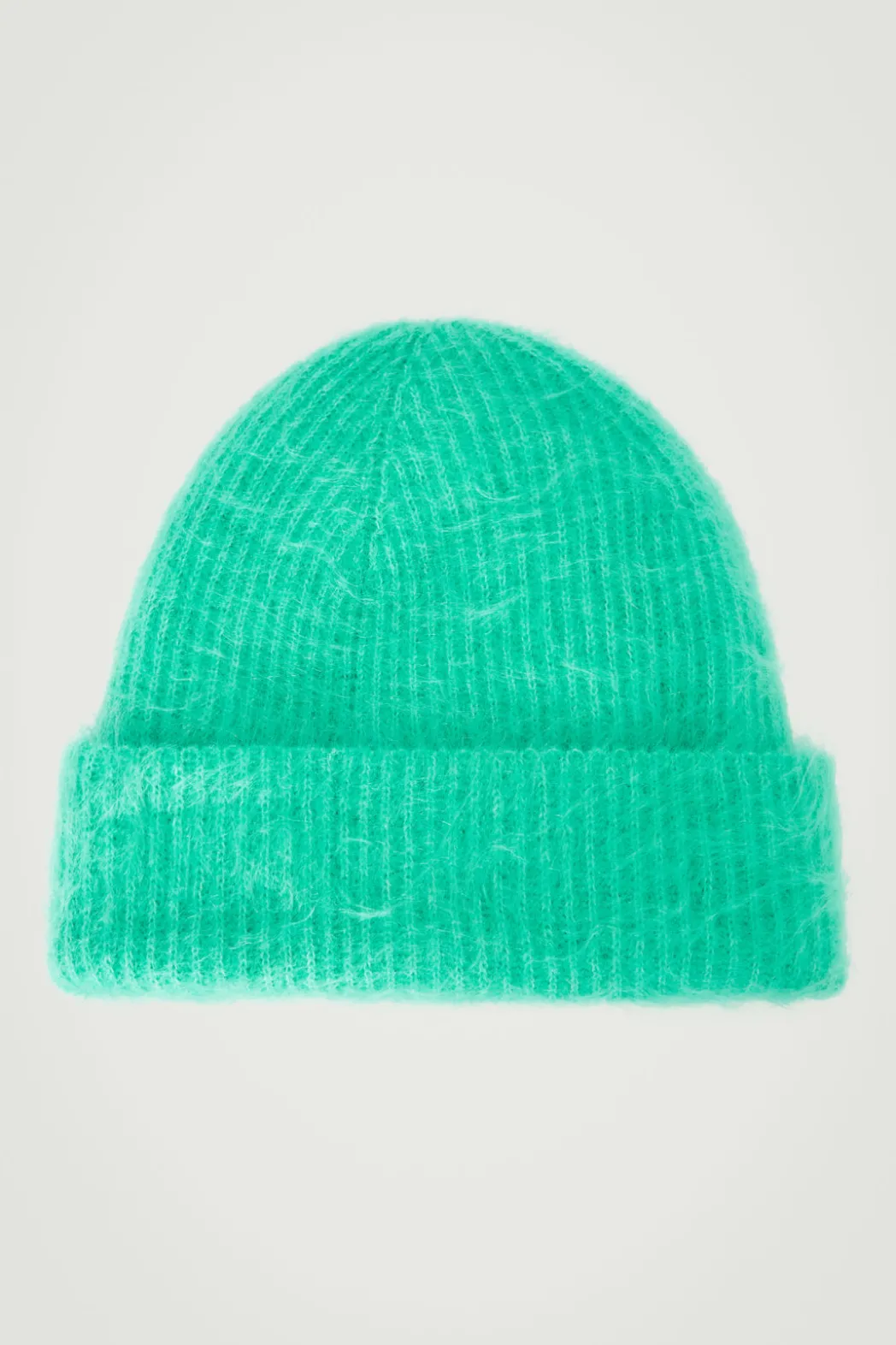 Discount COS RIBBED MOHAIR BEANIE BRIGHT GREEN