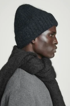 Sale COS RIBBED MOHAIR-BLEND BEANIE BLACK