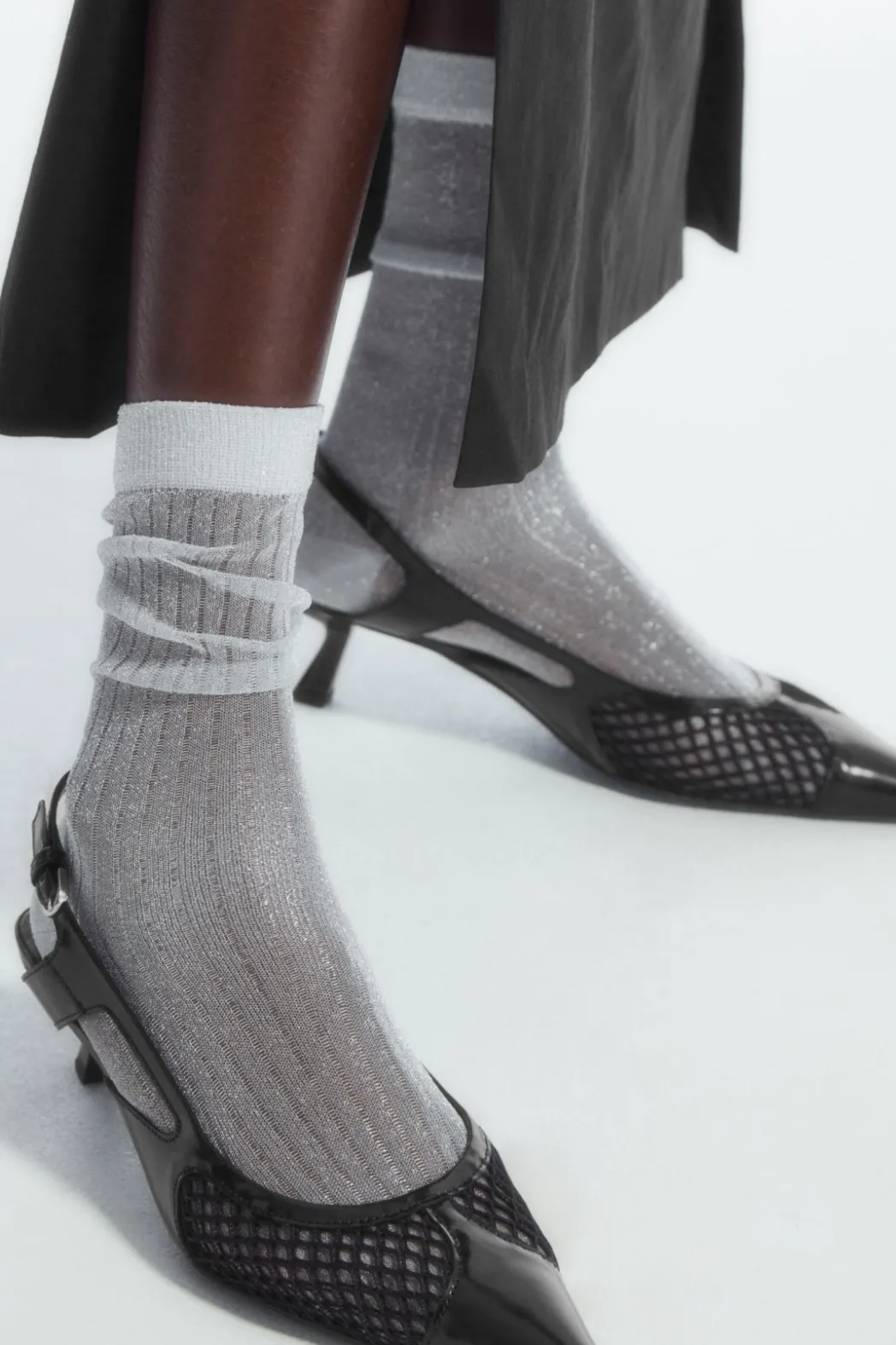 Best COS RIBBED SHEER SOCKS SILVER