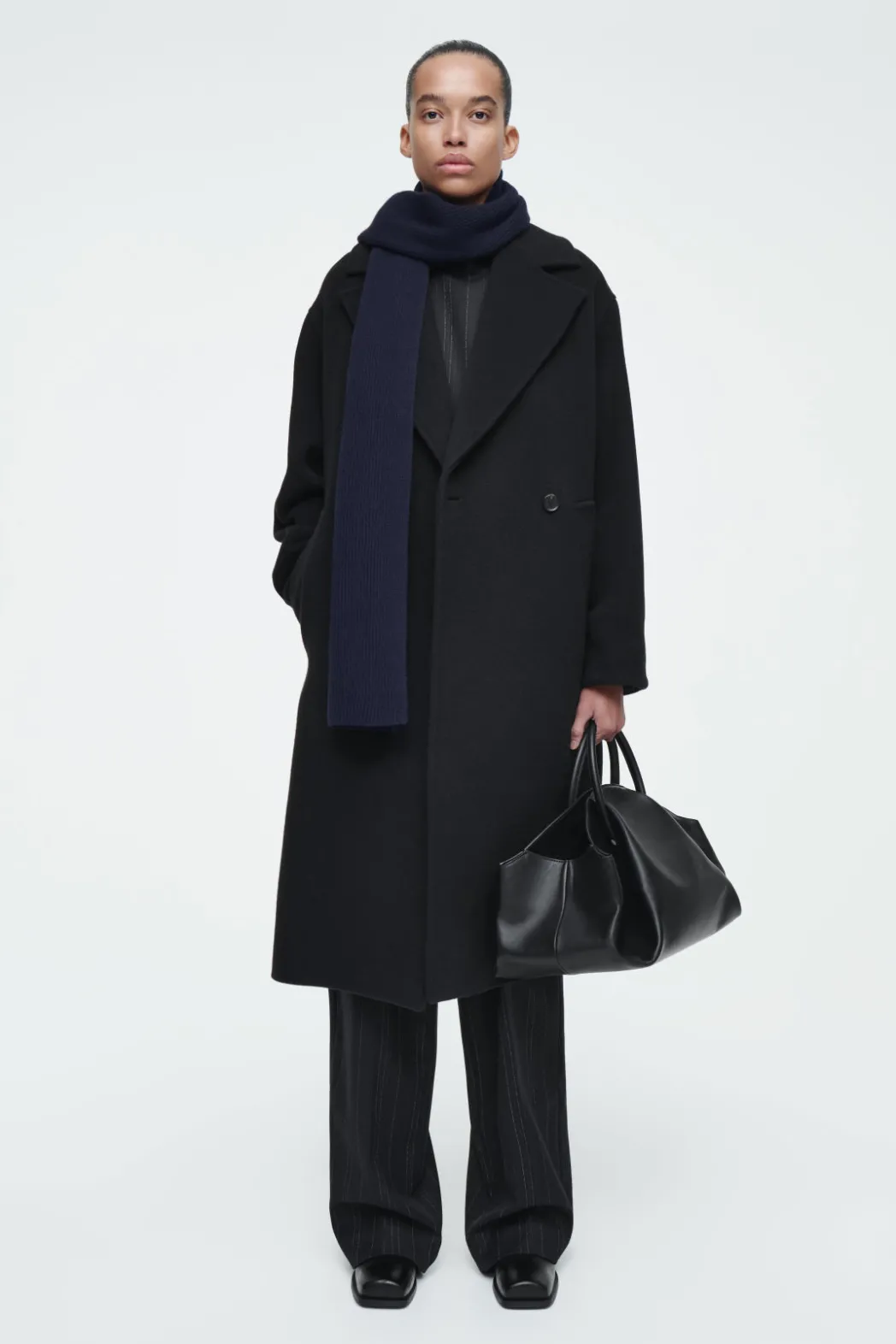 Clearance COS RIBBED WOOL AND CASHMERE SCARF NAVY