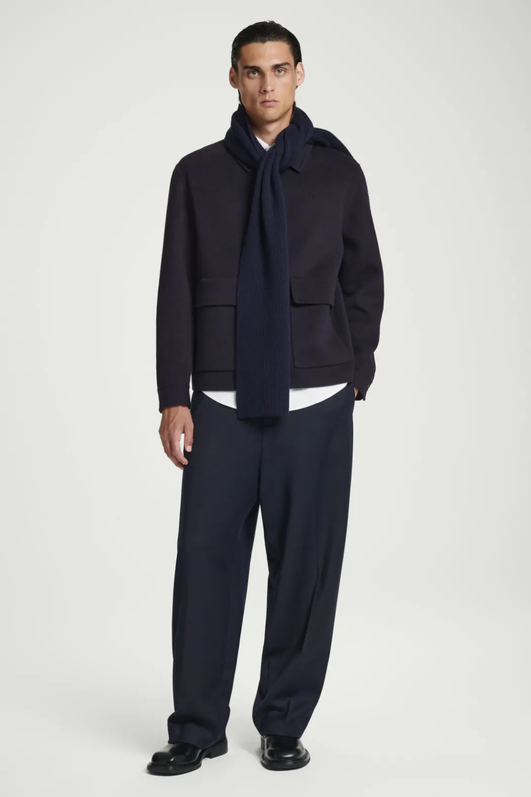 Clearance COS RIBBED WOOL AND CASHMERE SCARF NAVY
