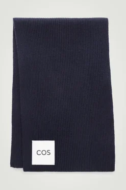 Clearance COS RIBBED WOOL AND CASHMERE SCARF NAVY