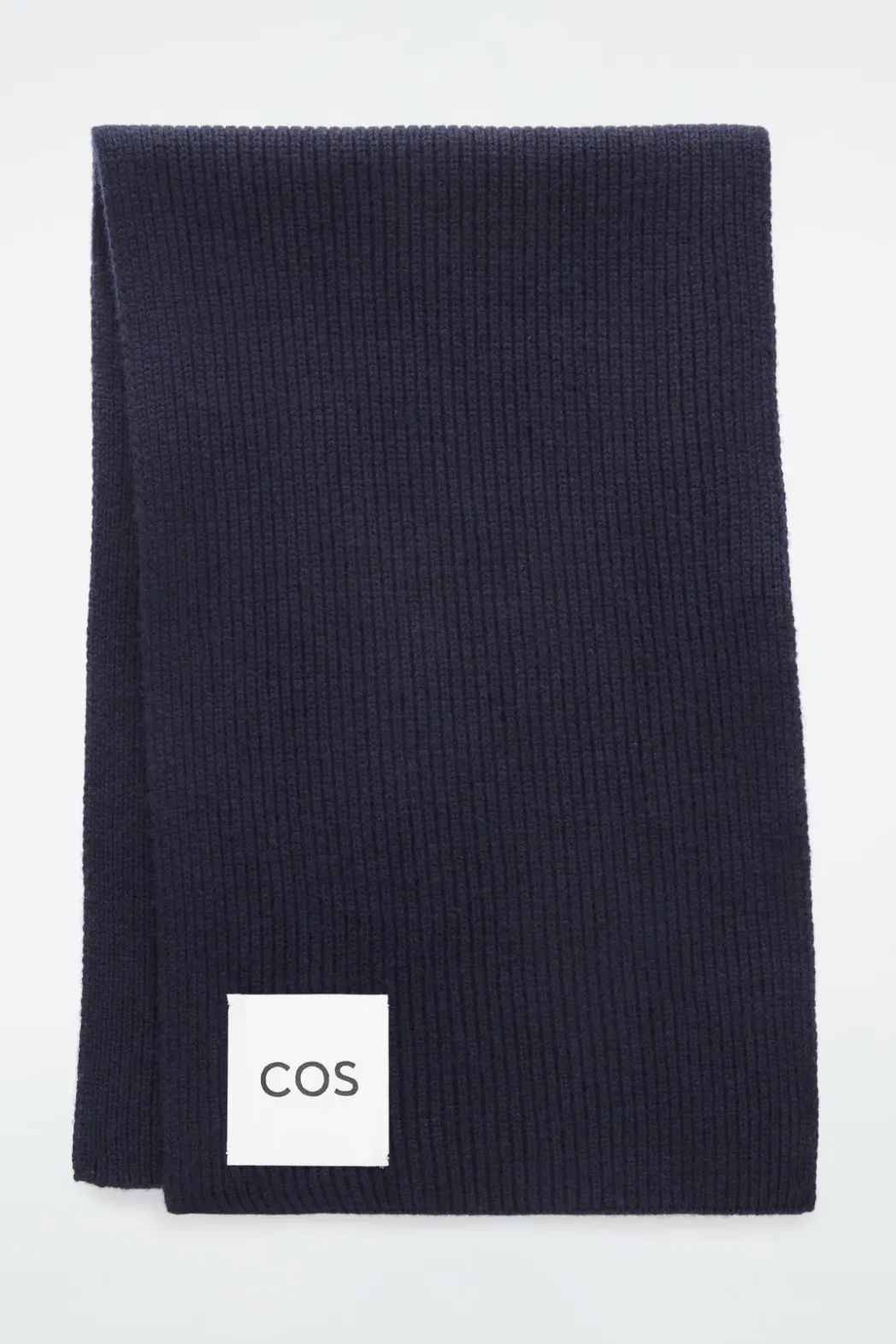 Clearance COS RIBBED WOOL AND CASHMERE SCARF NAVY