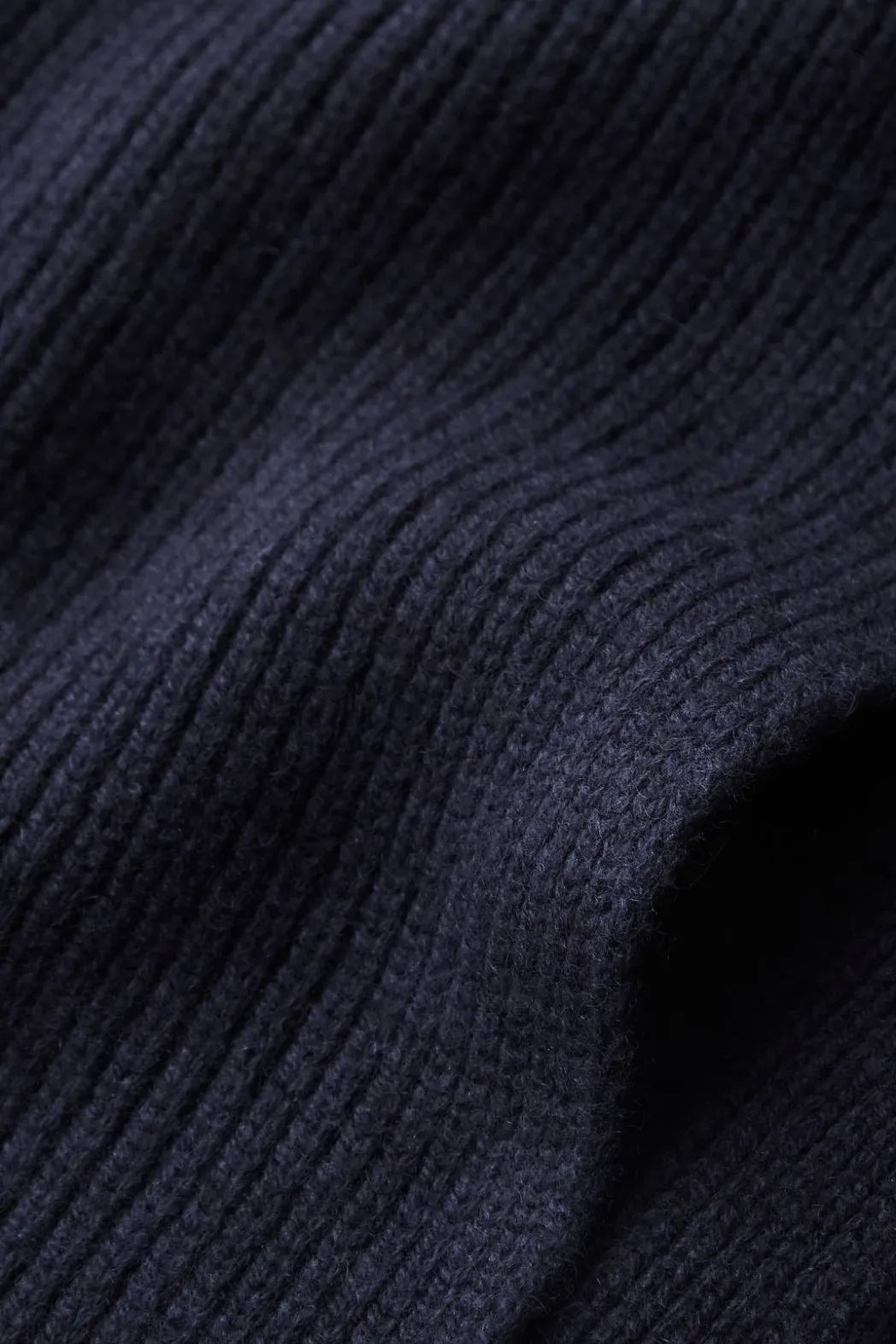 Clearance COS RIBBED WOOL AND CASHMERE SCARF NAVY