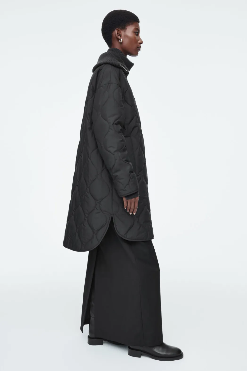 Clearance COS RIBBED-COLLAR QUILTED COAT BLACK