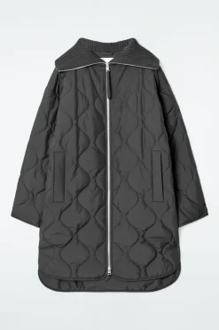 Clearance COS RIBBED-COLLAR QUILTED COAT BLACK
