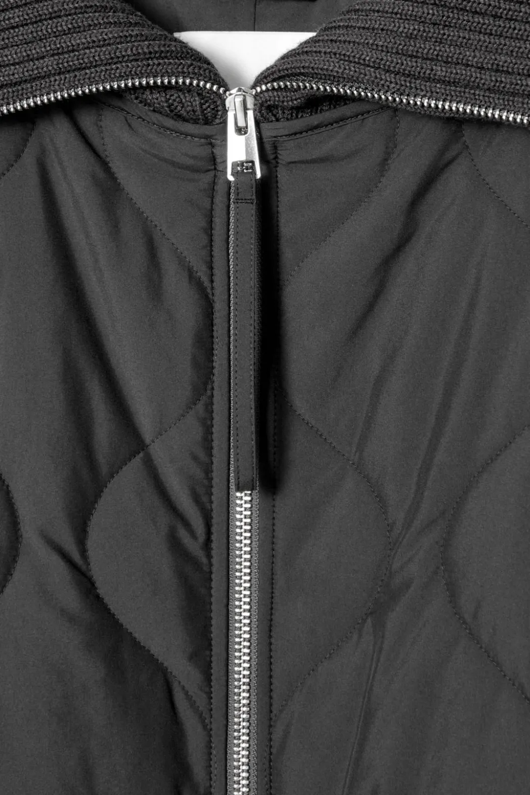 Clearance COS RIBBED-COLLAR QUILTED COAT BLACK