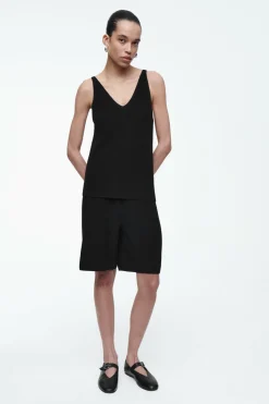 Sale COS RIBBED-KNIT BERMUDA SHORTS BLACK