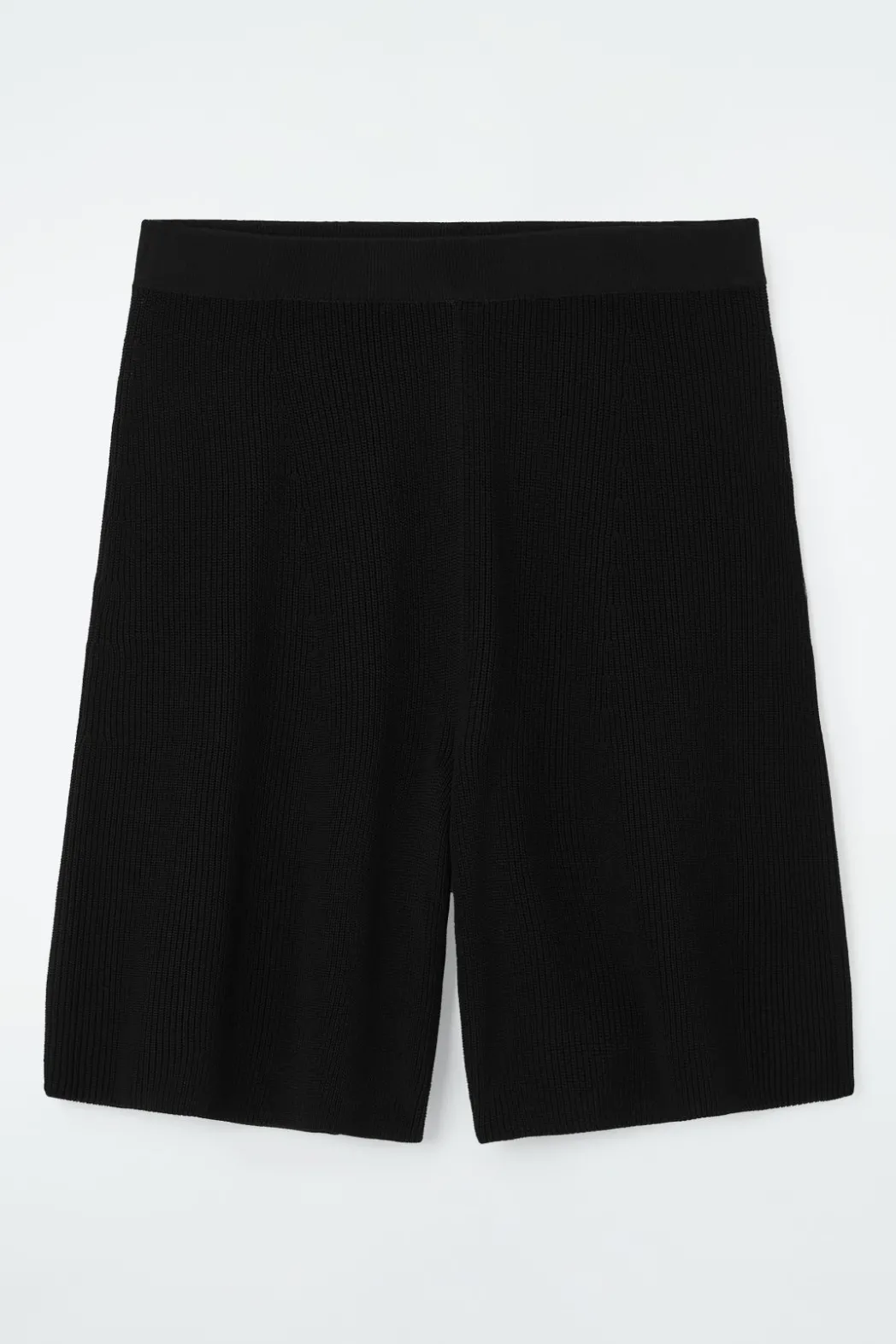 Sale COS RIBBED-KNIT BERMUDA SHORTS BLACK