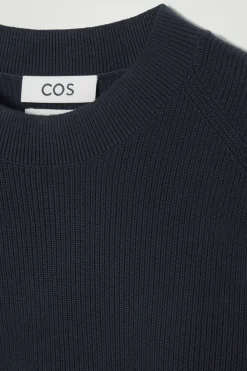 Sale COS RIBBED-KNIT SWEATER NAVY