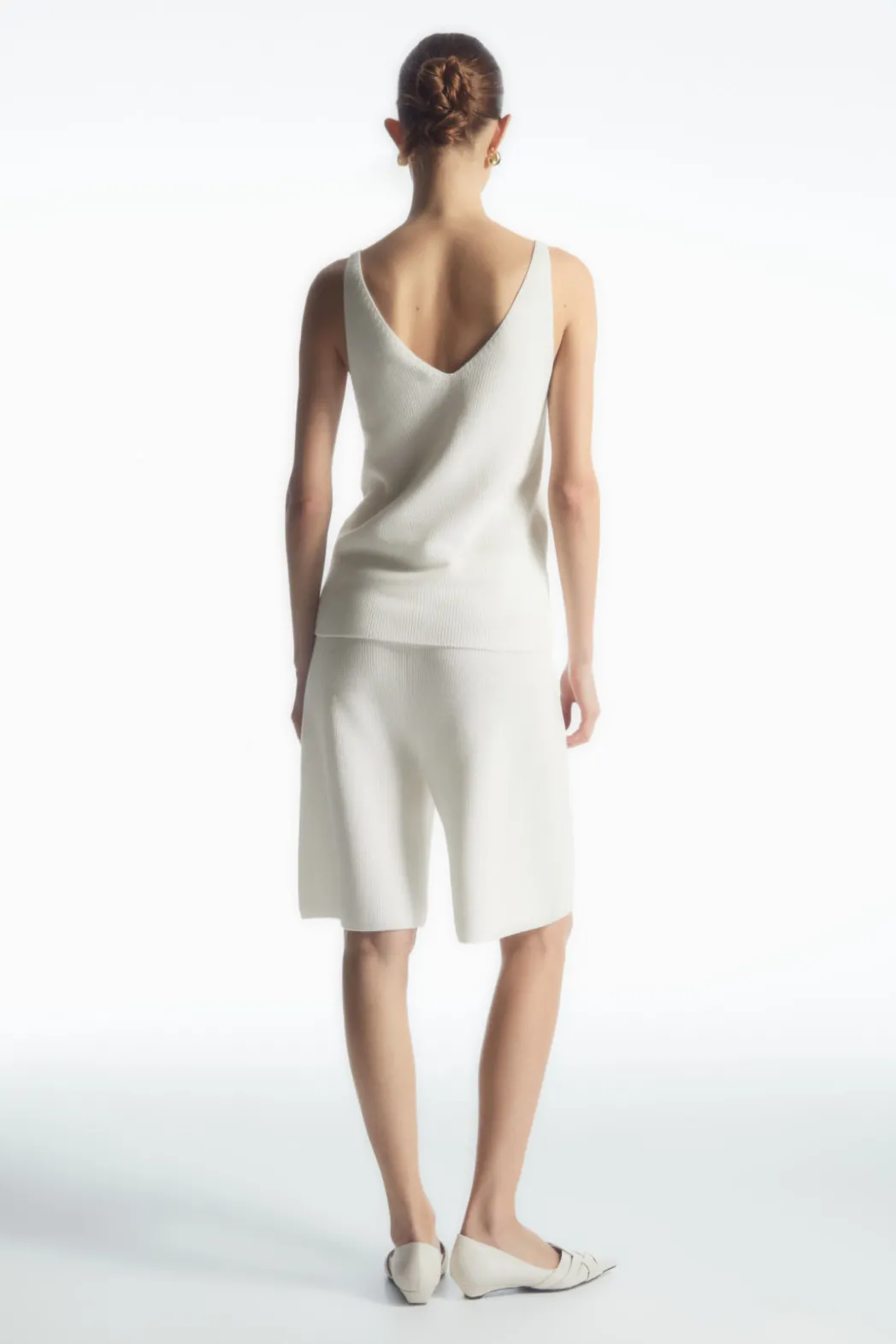 Hot COS RIBBED-KNIT TANK TOP WHITE