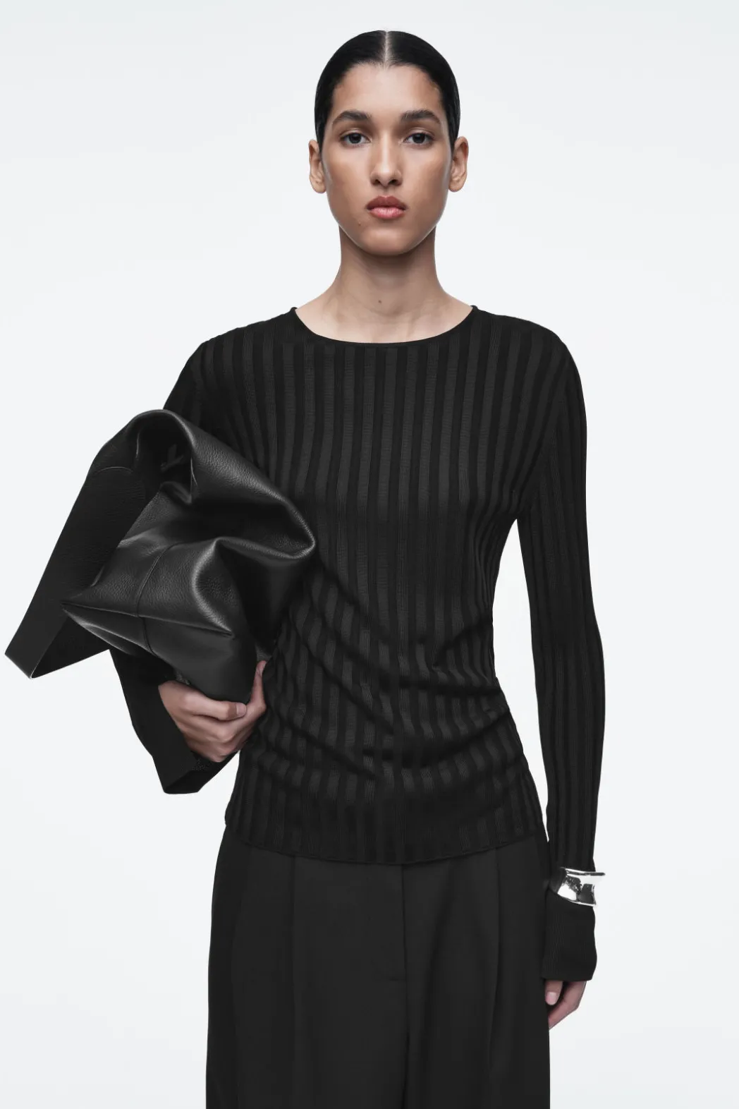 Hot COS RIB-KNIT LONG-SLEEVED TOP BLACK