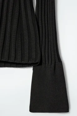 Hot COS RIB-KNIT LONG-SLEEVED TOP BLACK