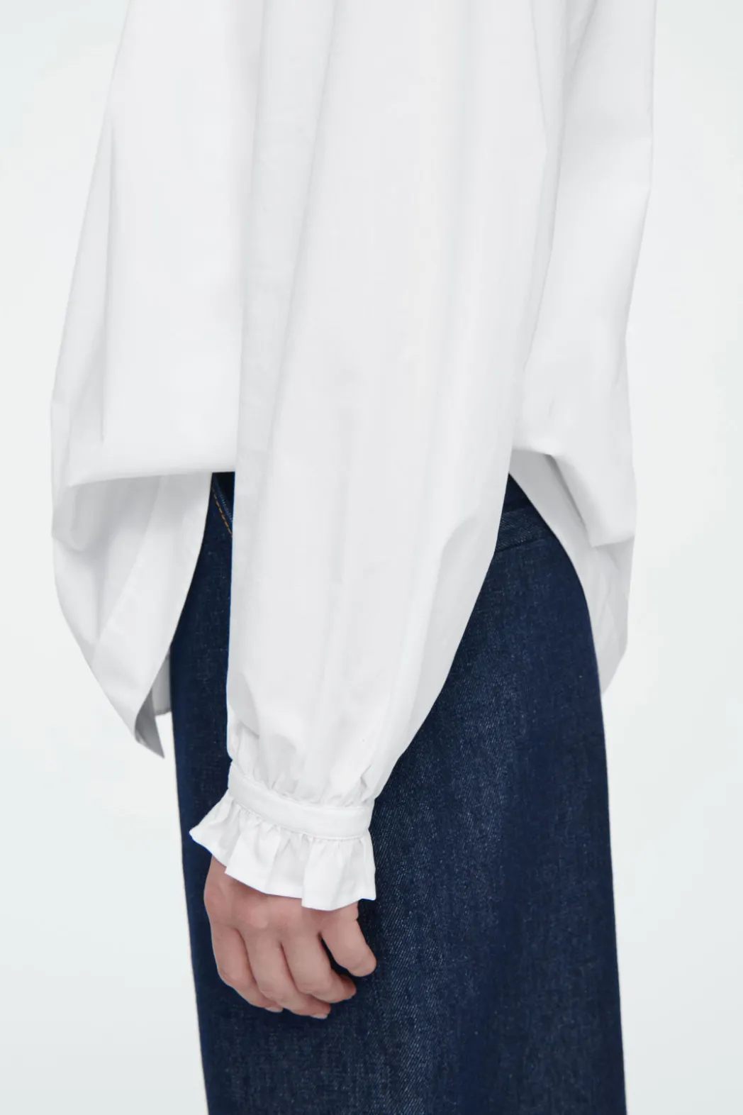 Best COS RUFFLED-CUFF GATHERED BLOUSE WHITE